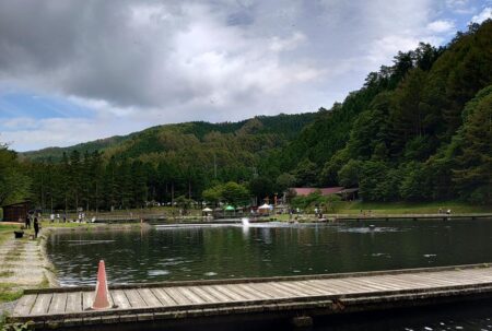 秋を感じるようになってきました ～平谷湖フィッシングスポット～